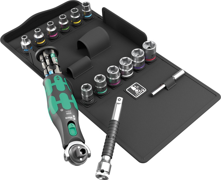 Wera 8009 Zyklop Rachet Screwdriver Set - 27 peices product photo with tools and colour coded bits laid out on the black case. Includes everything in the kit from extensions, hex sockts torx bits, screwdriver bits etc